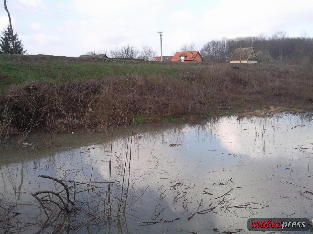 Drina stigla do nasipa1 - Saopštenje Štaba za vanredne situacije: Poplavljeno 600 hektara u nebranjenom delu, preduzimaju se preventivne mere zaštite