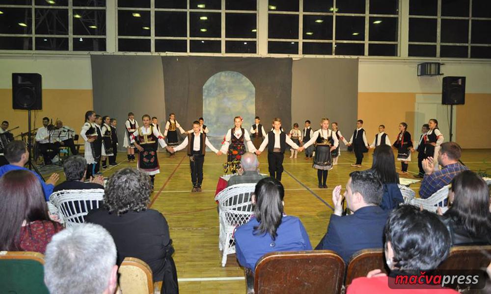 Folklor za naslovnu - KUD "Jelica" iz Crne Bare pobednik Prve smotre KUD u Banovom Polju (FOTO)