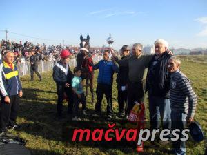 Marakes 300x225 - Више од четири хиљаде људи на Божићним коњичким тркама у Богатићу