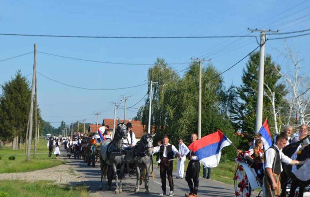 Hajducko Svadba Naslovna 1008x642 - МИЛОШ РАЈИЋ И ТАМАРА ЈЕФТИЋ МЛАДЕНЦИ НА ХАЈДУЧКОЈ СВАДБИ - РАСКОШ И ЛЕПОТА  ОБИЧАЈА