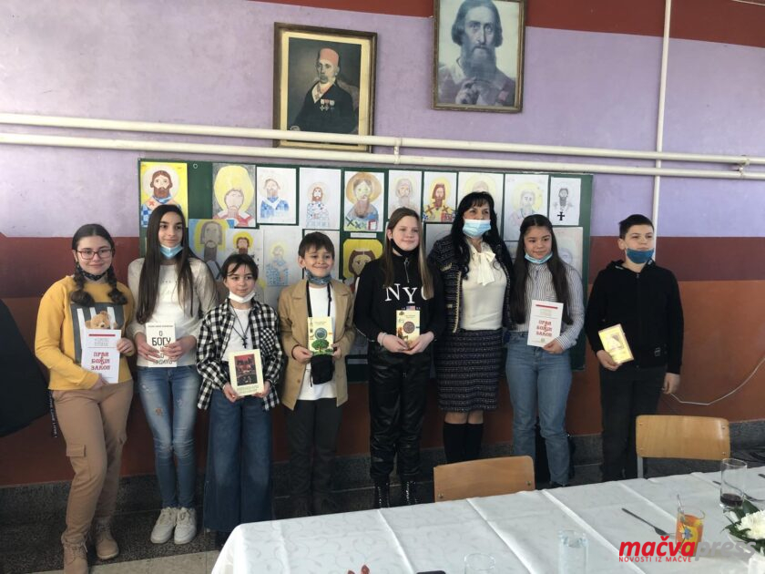 СВЕТИ САВА ОБЕЛЕЖЕН У ШКОЛАМА И ЦРКВЕНИМ ХРАМОВИМА (ФОТО) Klenje4 840x630 - СВЕТИ САВА ОБЕЛЕЖЕН У ШКОЛАМА И ЦРКВЕНИМ ХРАМОВИМА (ФОТО)