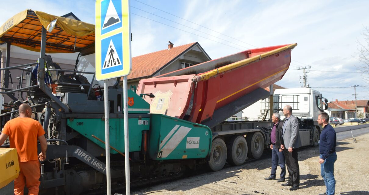 3 1210x642 - ЗА ВЕЋУ БЕЗБЕДНОСТ: РАДОВИ НА РАСКРНИЦИ У БАДОВИНЦИМА У ЗАВРШНОЈ ФАЗИ