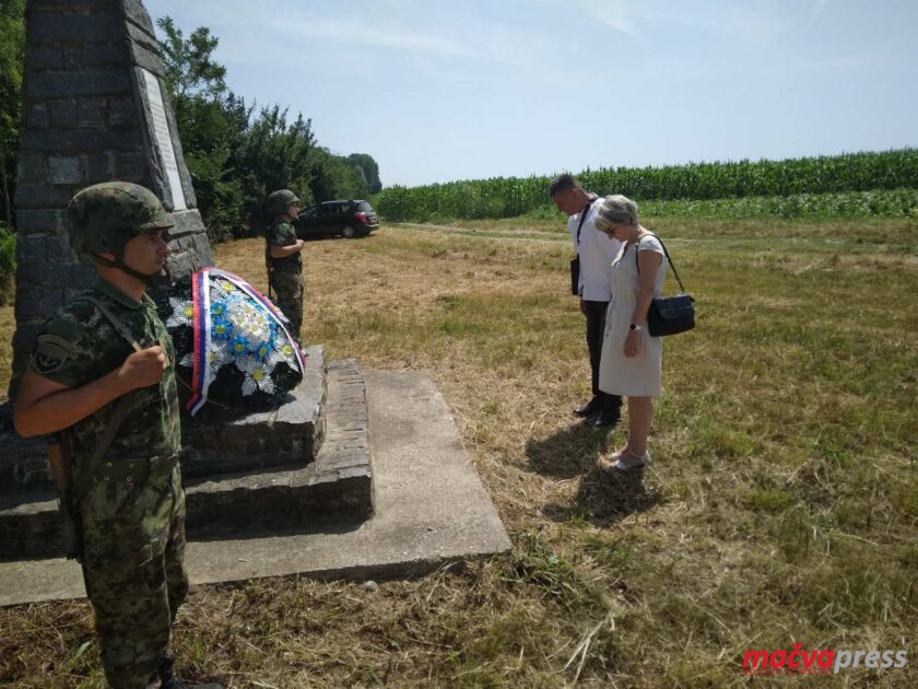 3 840x630 - НА БУБАЊИ ПОЛОЖЕНИ ВЕНЦИ БОРЦИМА ДРУГОГ СВЕТСКОГ РАТА