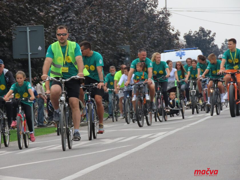 2 1 840x630 - ДАЈАНА, АНДРЕЈ И ДУЊА - ЈУНАЦИ БИЦИКЛИЈАДЕ КРОЗ МАЧВУ